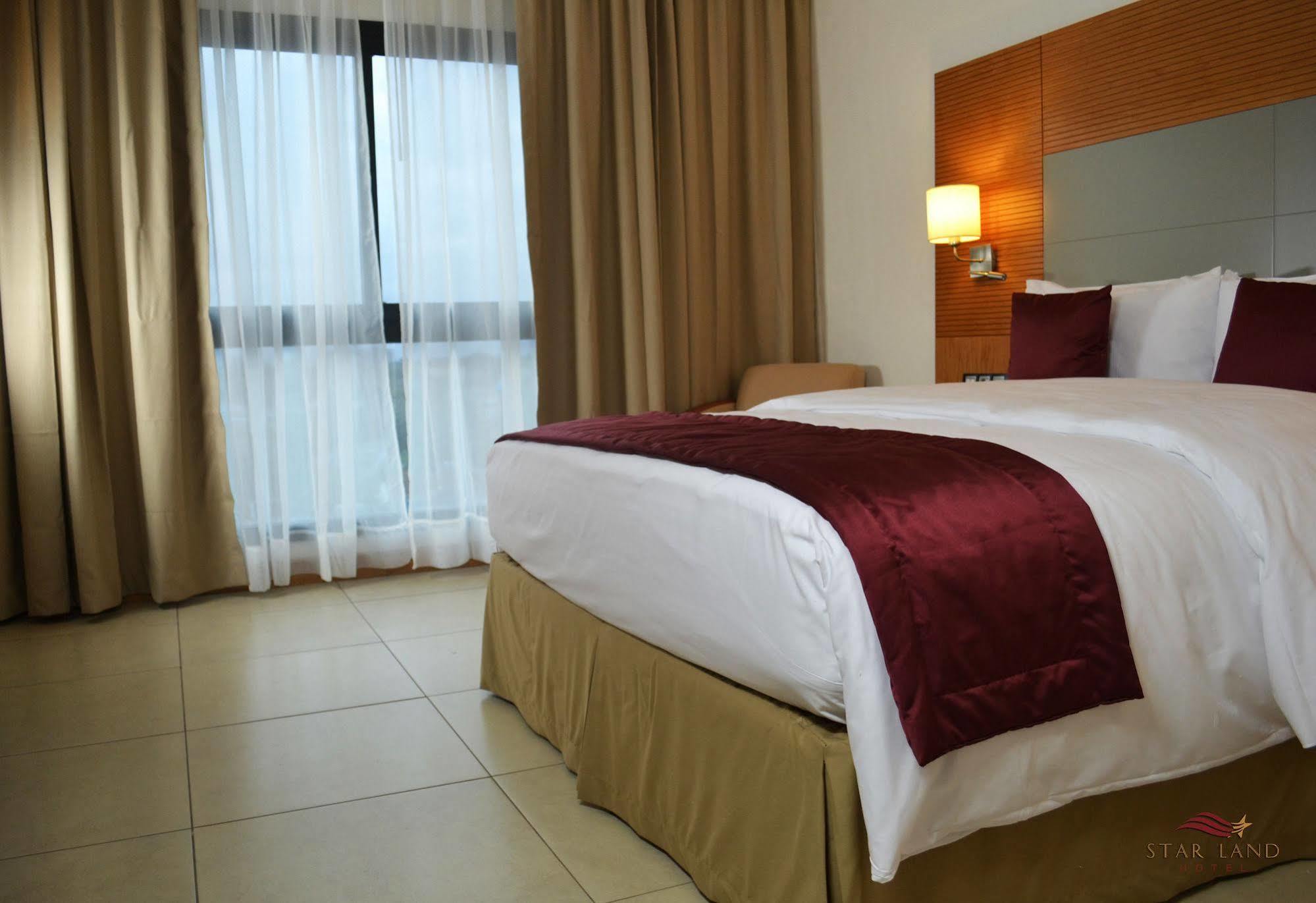 Star Land Hotel Bonapriso Ντουάλα Εξωτερικό φωτογραφία